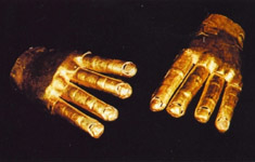 gants en or mythe d'Eldorado