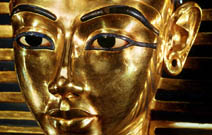 masque égyptien en or pur